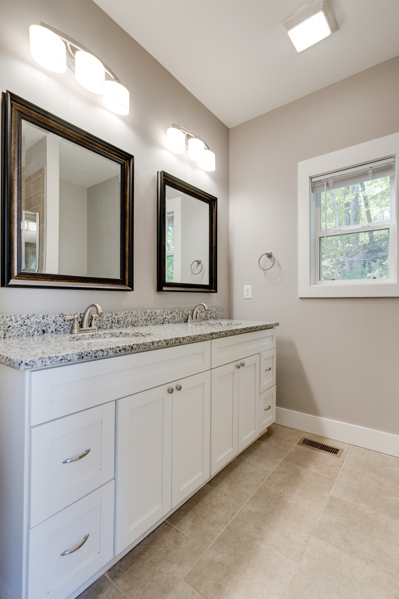 1588 Old Gallatin Road Portland, TN 37148 - Photo 17 of 25 Gallery Image 17