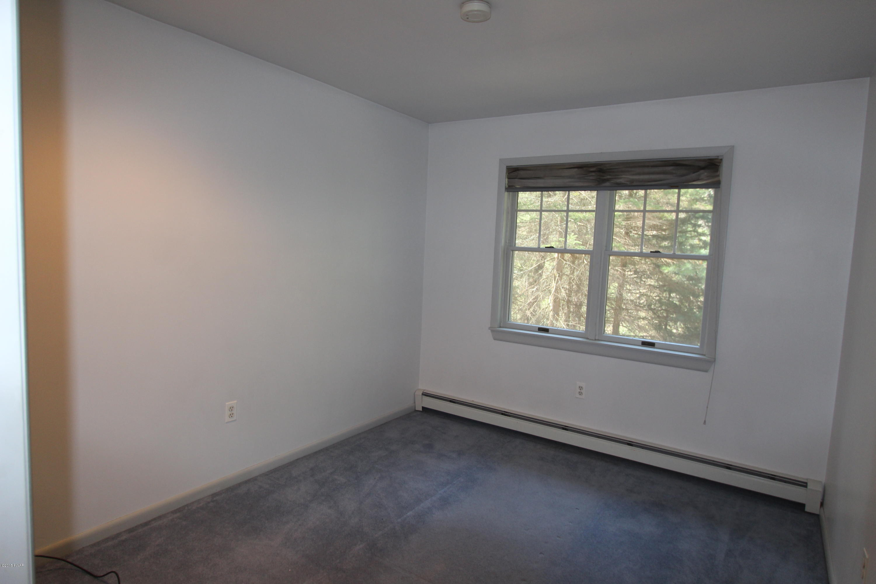 742 Raymondskill Road Milford, PA 18337 - Photo 24 of 26