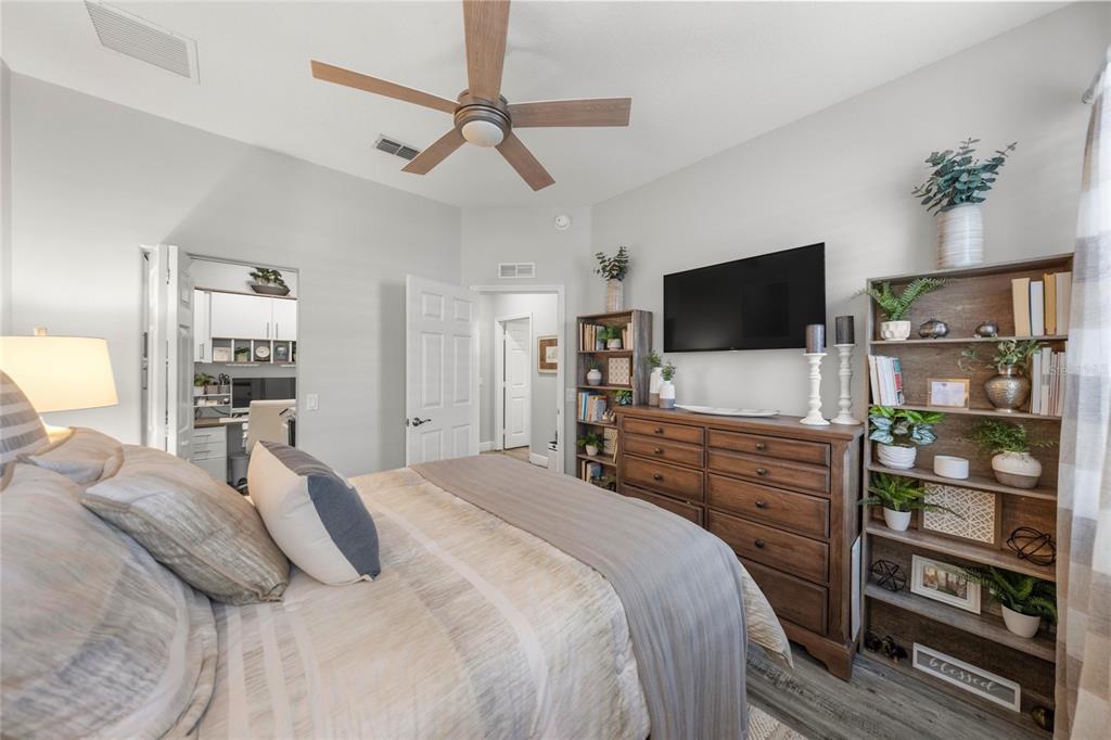 17059 Southeast 115th Terrace Road Summerfield, FL 34491 - Photo 23 of 44