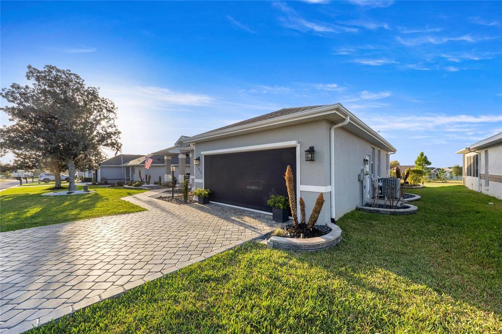 17059 Southeast 115th Terrace Road Summerfield, FL 34491 - Photo 4 of 44