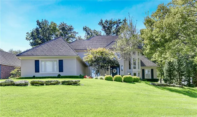 $1,550,000 | 16849 South Highland Ridge Drive, Loch Lloyd, MO 64012
