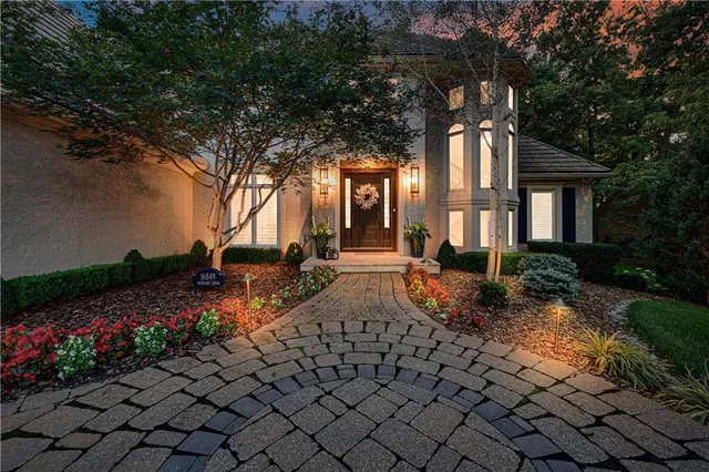 $1,550,000 | 16849 South Highland Ridge Drive, Loch Lloyd, MO 64012