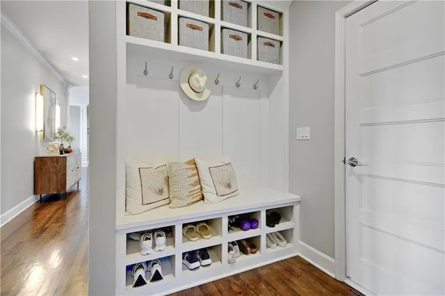 $1,550,000 | 16849 South Highland Ridge Drive, Loch Lloyd, MO 64012