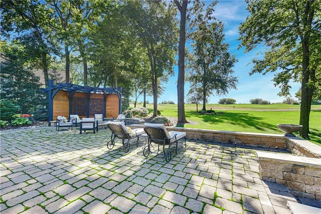 $1,550,000 | 16849 South Highland Ridge Drive, Loch Lloyd, MO 64012
