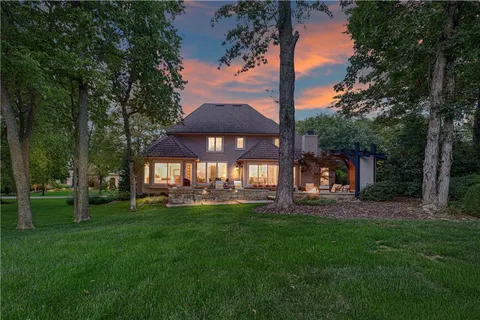 $1,550,000 | 16849 South Highland Ridge Drive, Loch Lloyd, MO 64012
