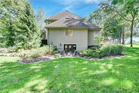 $1,550,000 | 16849 South Highland Ridge Drive, Loch Lloyd, MO 64012