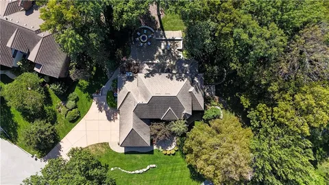 $1,550,000 | 16849 South Highland Ridge Drive, Loch Lloyd, MO 64012