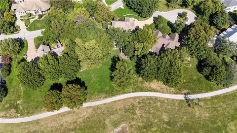 $1,550,000 | 16849 South Highland Ridge Drive, Loch Lloyd, MO 64012