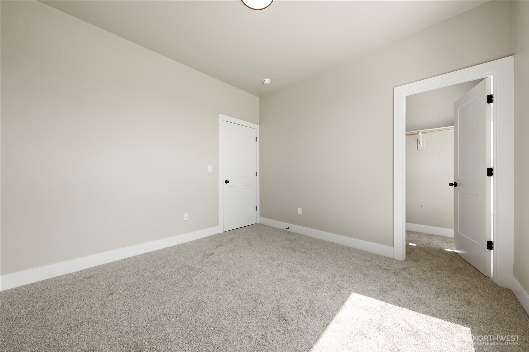 1229 E Mount Othello, WA 99344 - Photo 10 of 31 a view of an empty room