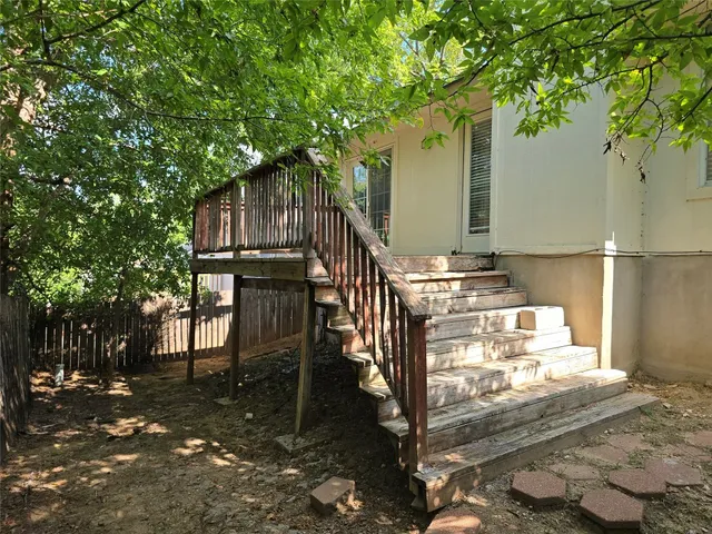 $2,000 | 4911 Edenbourgh Lane, Austin, TX 78754