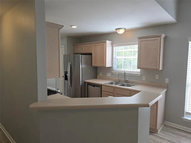 $2,000 | 4911 Edenbourgh Lane, Austin, TX 78754