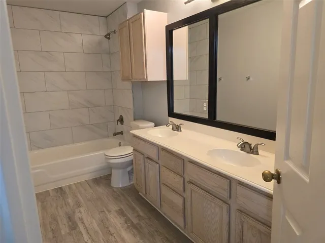 $2,000 | 4911 Edenbourgh Lane, Austin, TX 78754