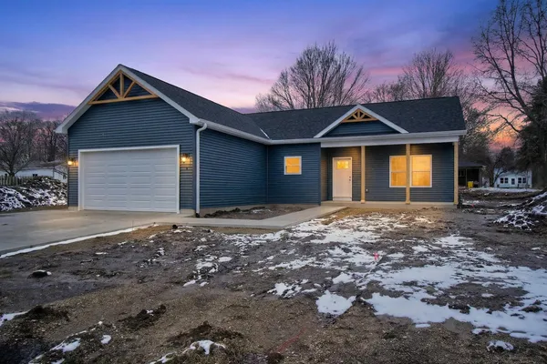 $315,000 | 8 Hunting Trail Avenue, Quincy, MI 49082