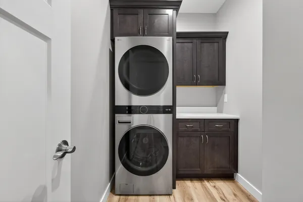 $305,000 | 8 Hunting Trail Avenue, Quincy, MI 49082