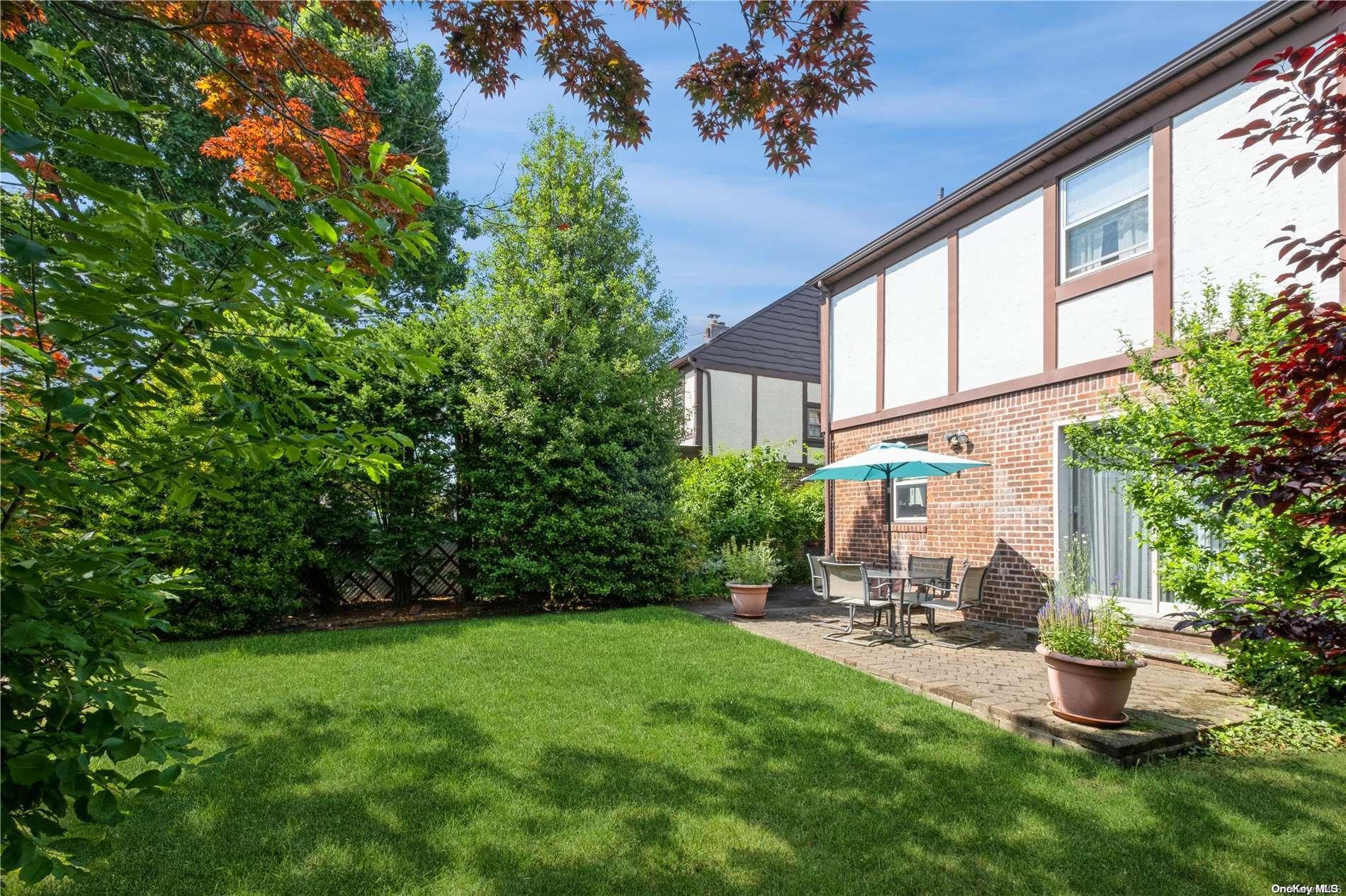 86-01 253rd Street Queens, NY 11426 - Photo 33 of 36 Yard