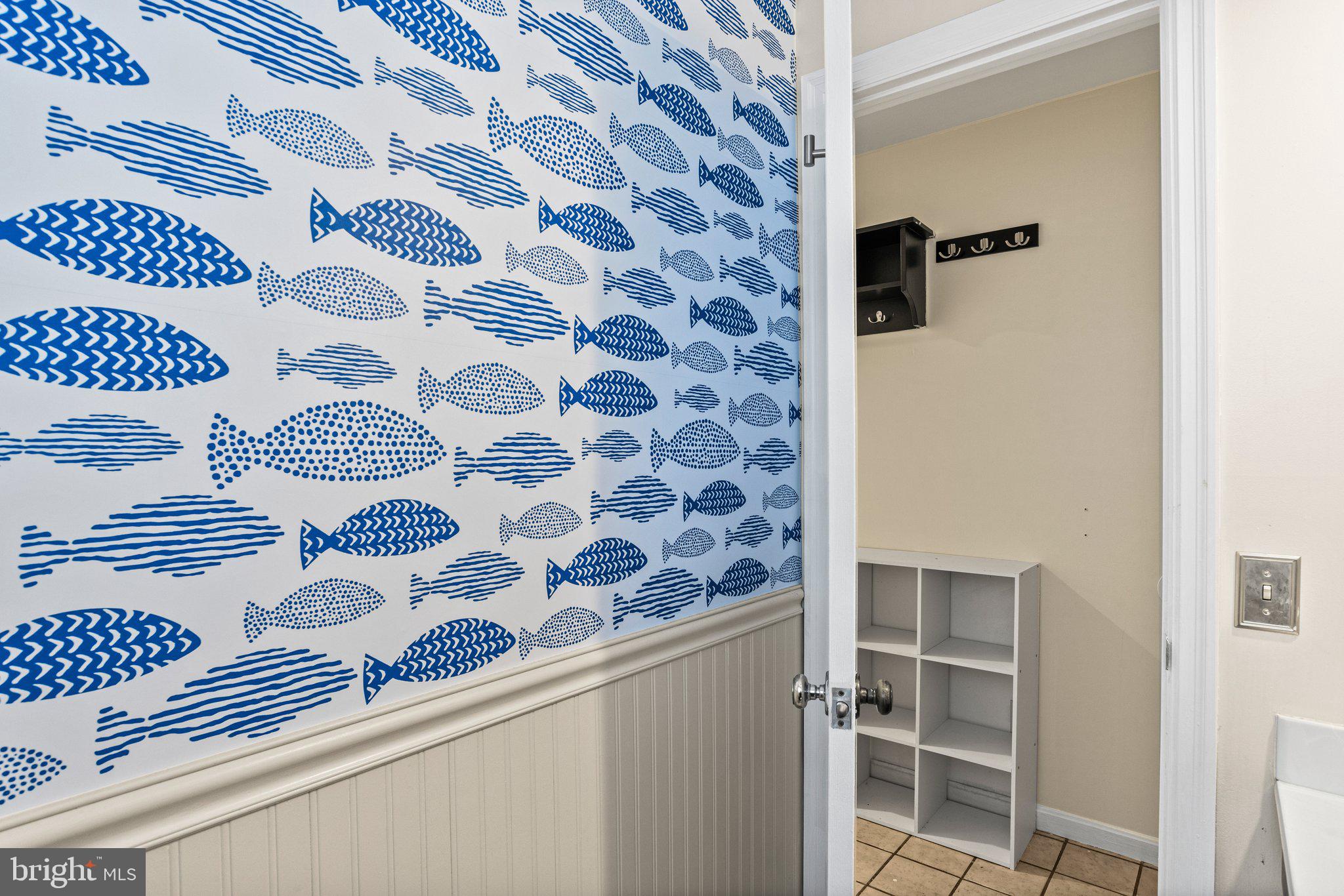 207 Crescent Drive Hershey, PA 17033 - Photo 20 of 42 a bathroom with a sink and a mirror