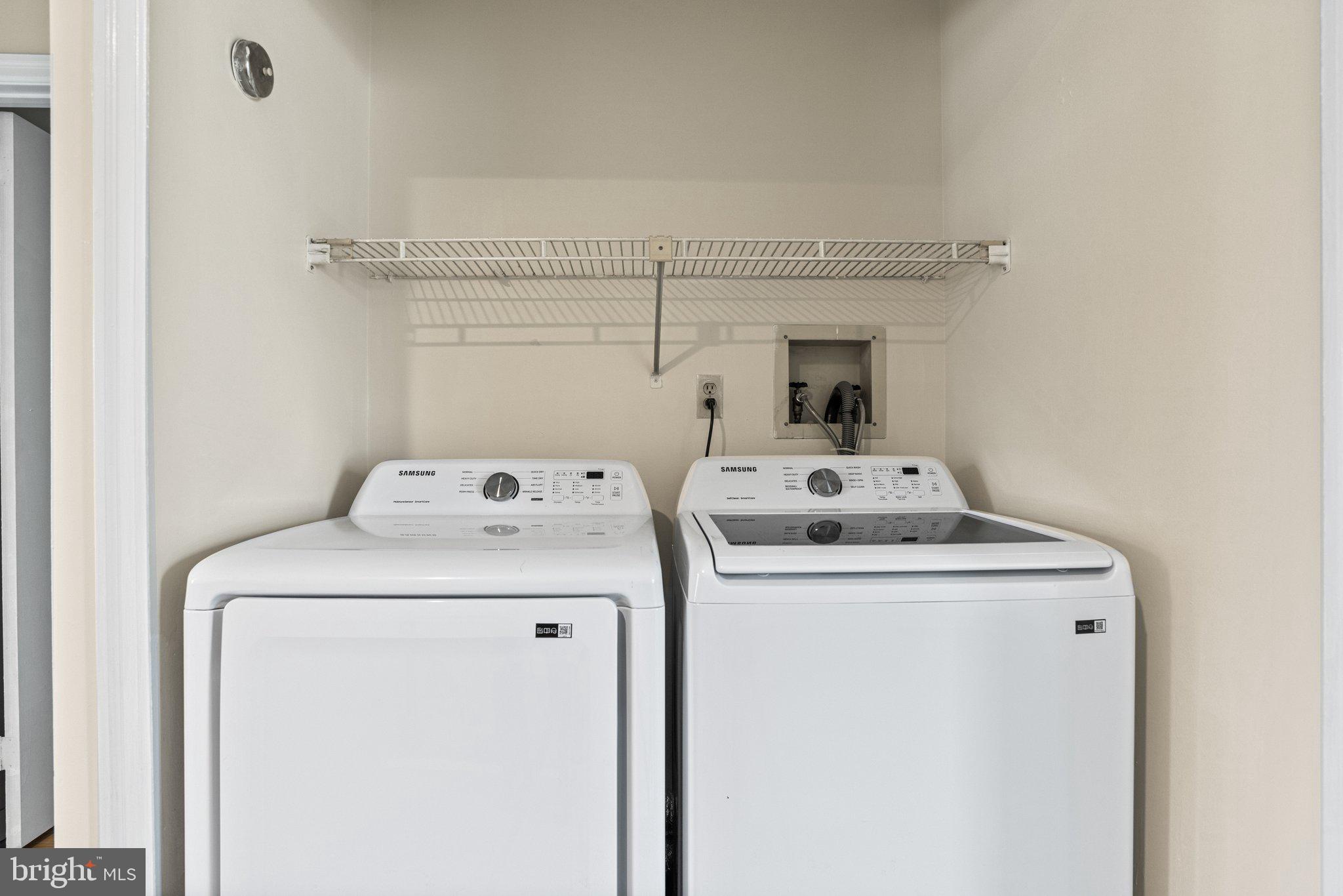 207 Crescent Drive Hershey, PA 17033 - Photo 28 of 42 a utility room with dryer and washer