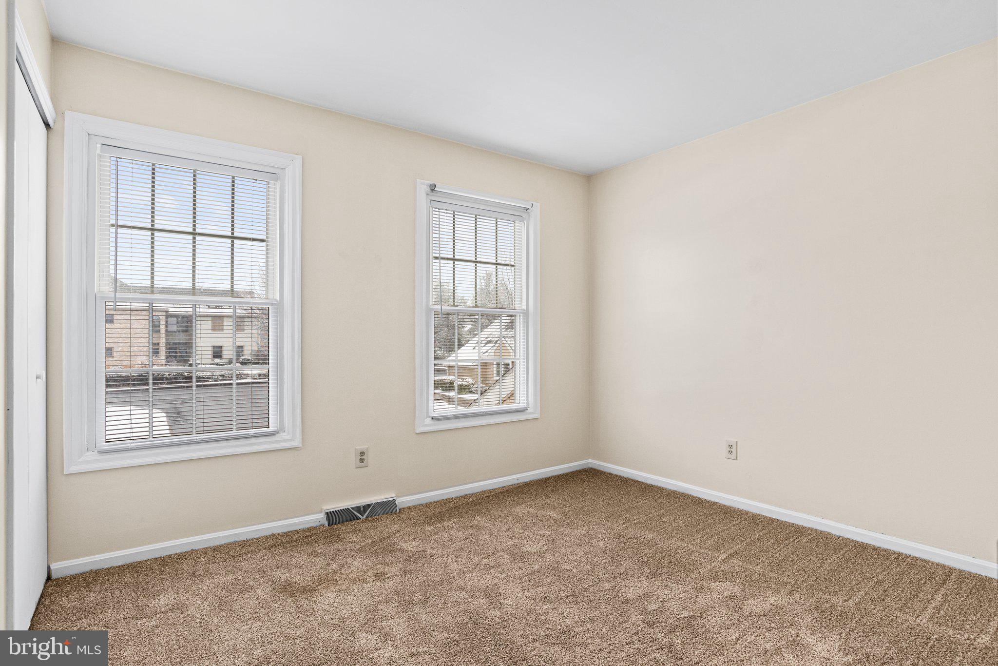 207 Crescent Drive Hershey, PA 17033 - Photo 31 of 42 an empty room with windows