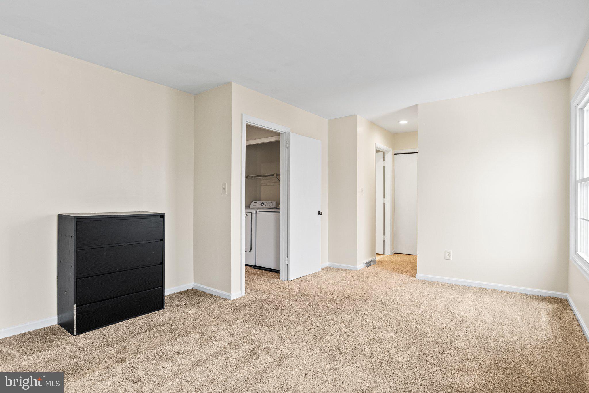 207 Crescent Drive Hershey, PA 17033 - Photo 32 of 42 a view of empty room