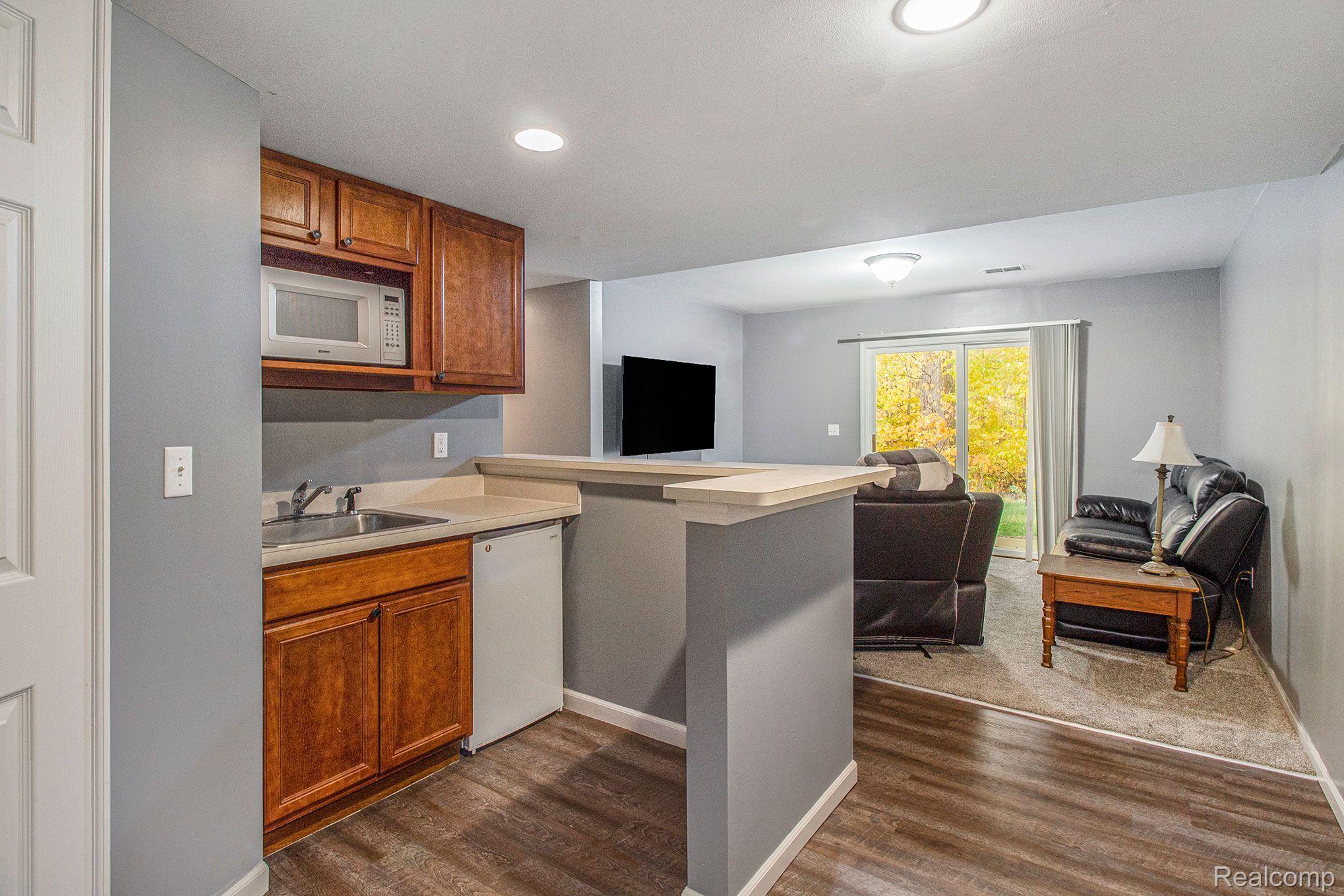 9537 Timber Ridge Drive Grand Blanc, MI 48439 - Photo 12 of 23 Gallery Image 12