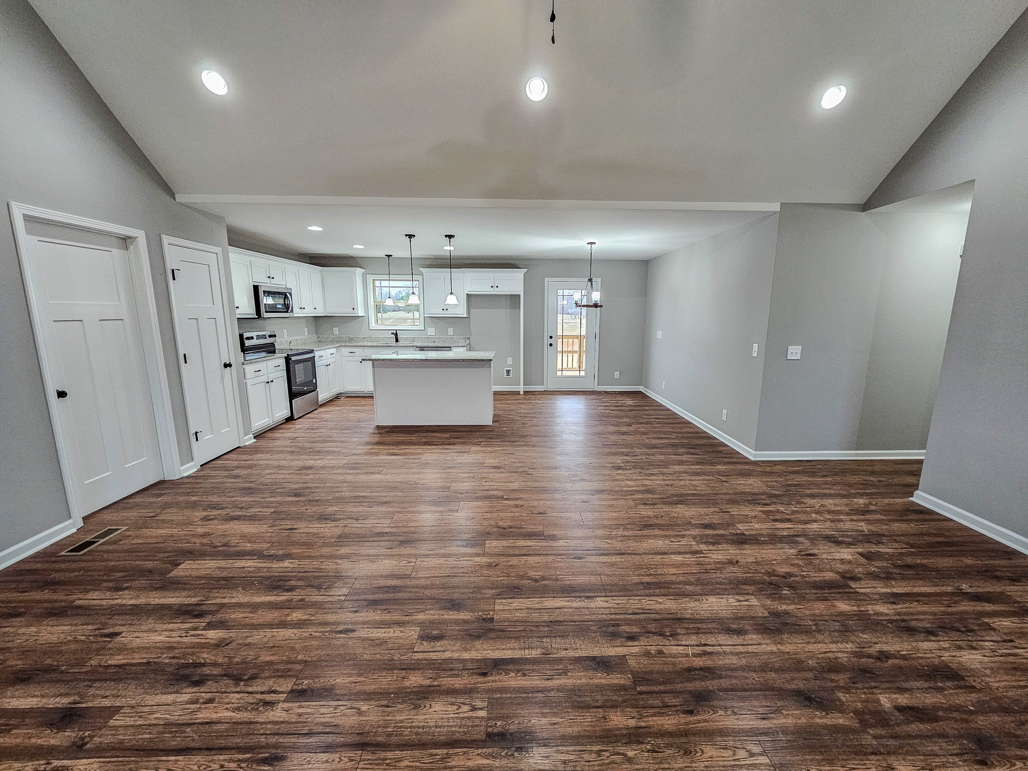 8433 Lynchburg Road Winchester, TN 37398 - Photo 9 of 35 Gallery Image 9