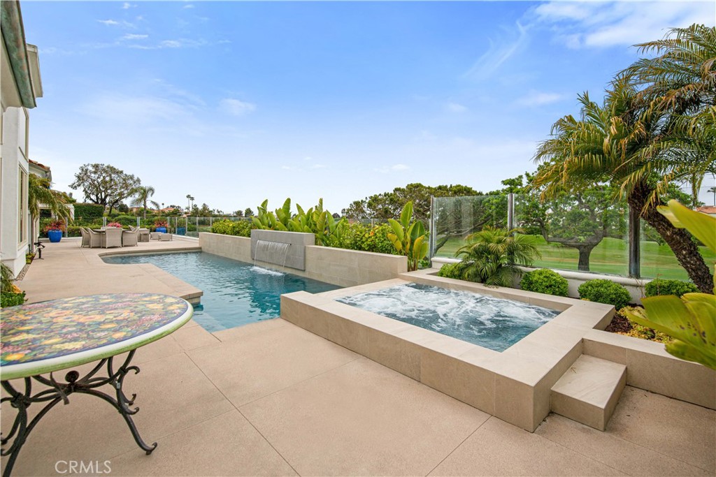 27 Marbella Dana Point, CA 92629 - Photo 41 of 66 a view of a terrace with chairs and a table