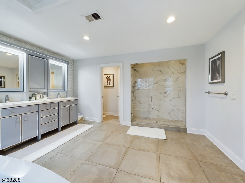 301 Garrett Road Mountainside, NJ 07092 - Photo 23 of 42