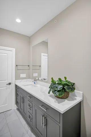 $679,000 | 70 Prairie Court, Wheeling, IL 60090