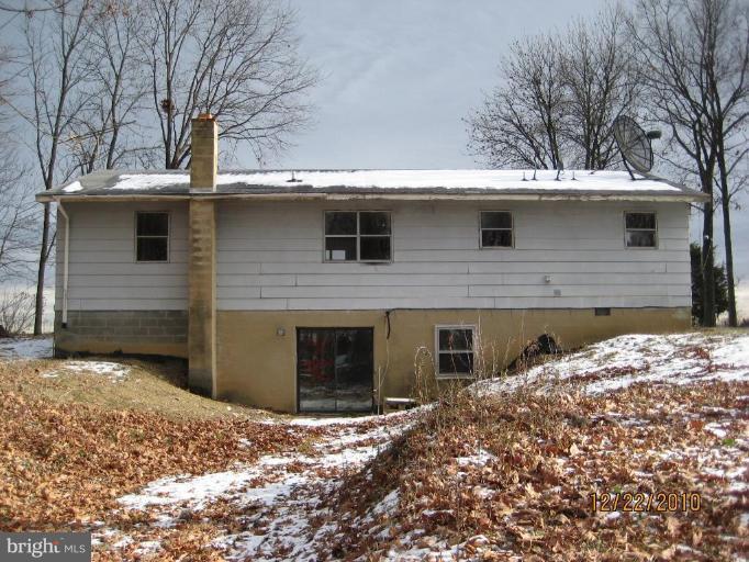 776 Ridings Mill Road Middletown, VA 22645 - Photo 4 of 14 Exterior (Rear)