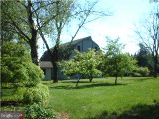 637 Province Line Road Allentown, NJ 08501 - Photo 4 of 6