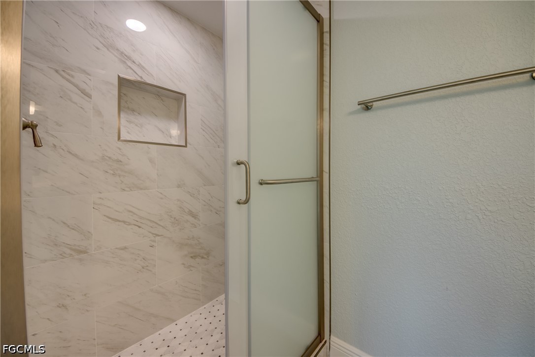 16881 Davis Road, Unit 116 Fort Myers, FL 33908 - Photo 21 of 41