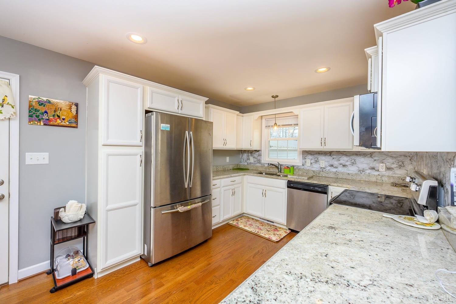 4178 Horseshoe Road Appomattox, VA 24522 - Photo 10 of 39 Gallery Image 10