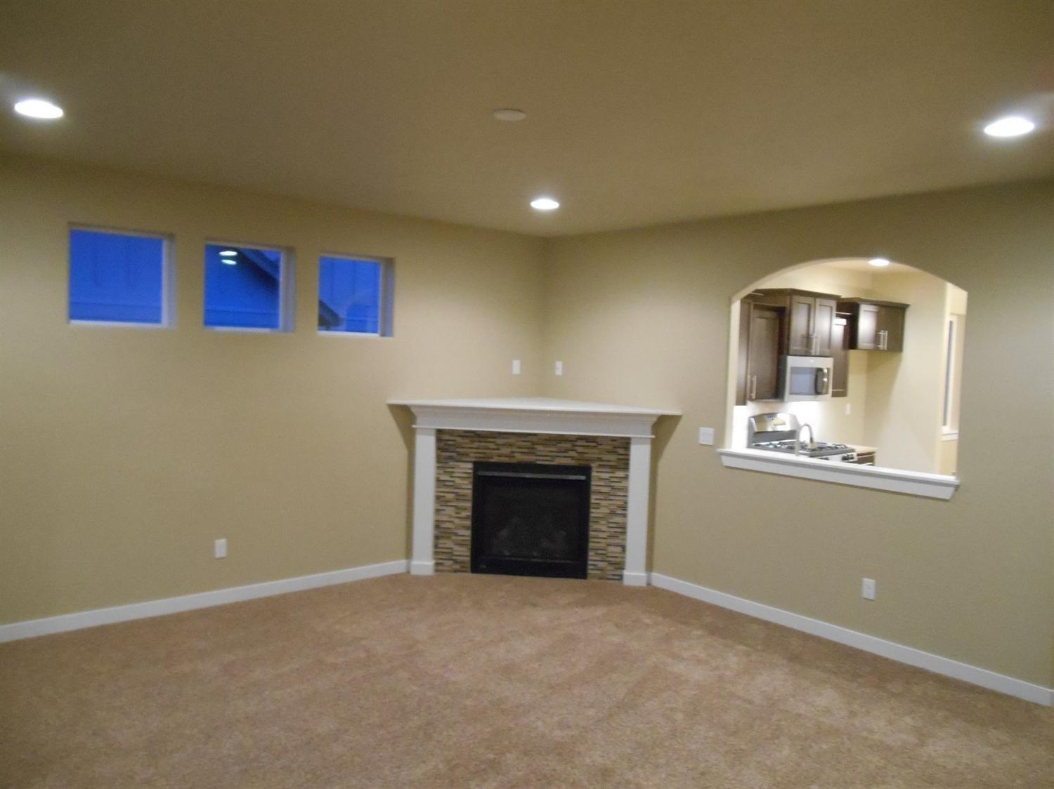 1425 Spring Street Medford, OR 97504 - Photo 2 of 9 Additional Photo