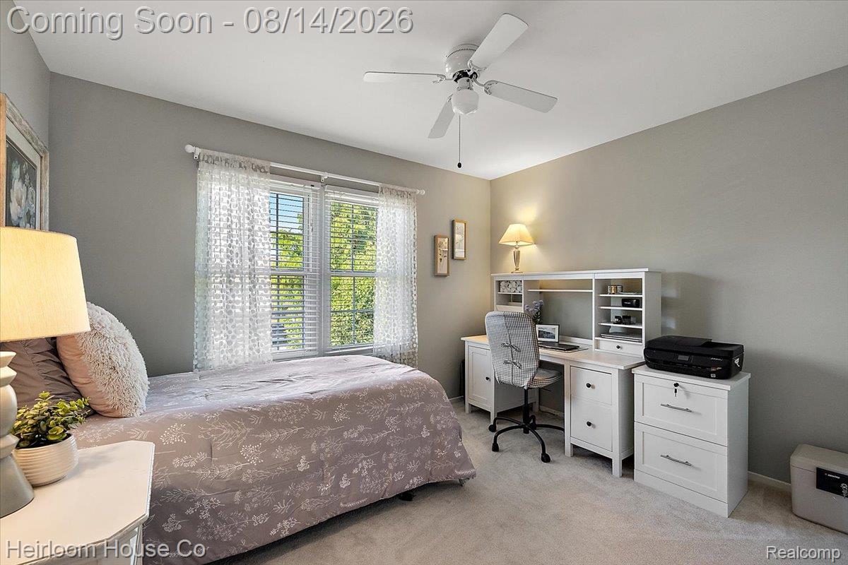 45697 Bryn Mawr Road Canton, MI 48187 - Photo 44 of 75 Neutral wall paint with light-colored carpeting