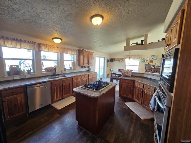$599,900 | 27 Winds Vw Drive, Rock Springs, WY 82901