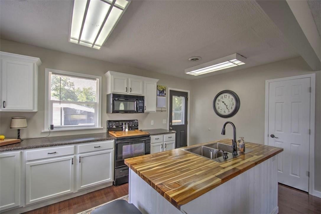 3 West Westway Drive Decatur, IL 62522 - Photo 7 of 24 Gallery Image 7