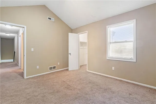 $590,000 | 116-122 Northeast Greystone Drive, Lee's Summit, MO 64086