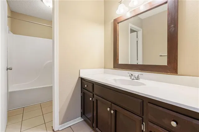 $590,000 | 116-122 Northeast Greystone Drive, Lee's Summit, MO 64086