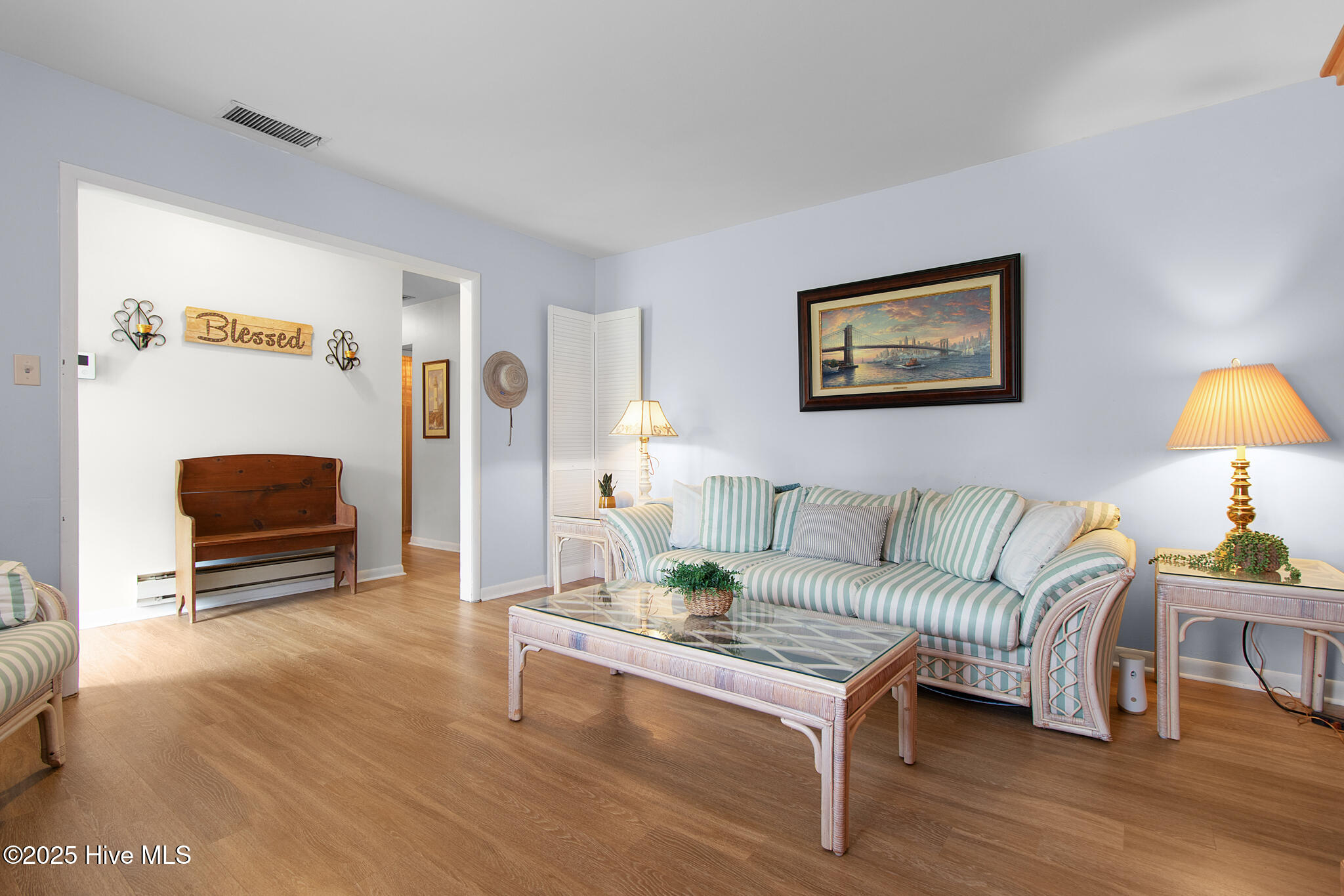 201 Queens Road Hubert, NC 28539 - Photo 16 of 59 Sitting room