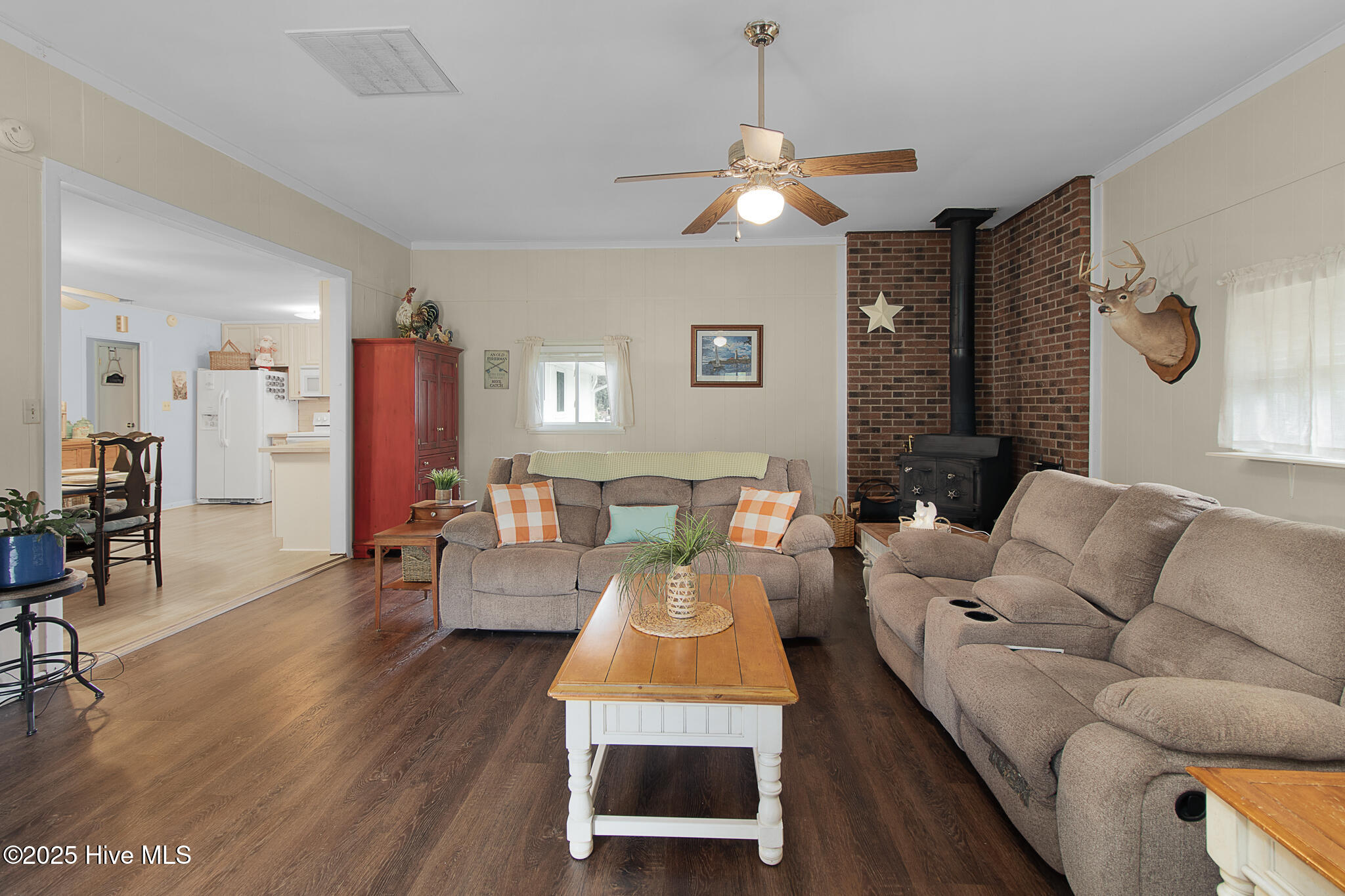 201 Queens Road Hubert, NC 28539 - Photo 22 of 59 leads to the kitchen/dining room