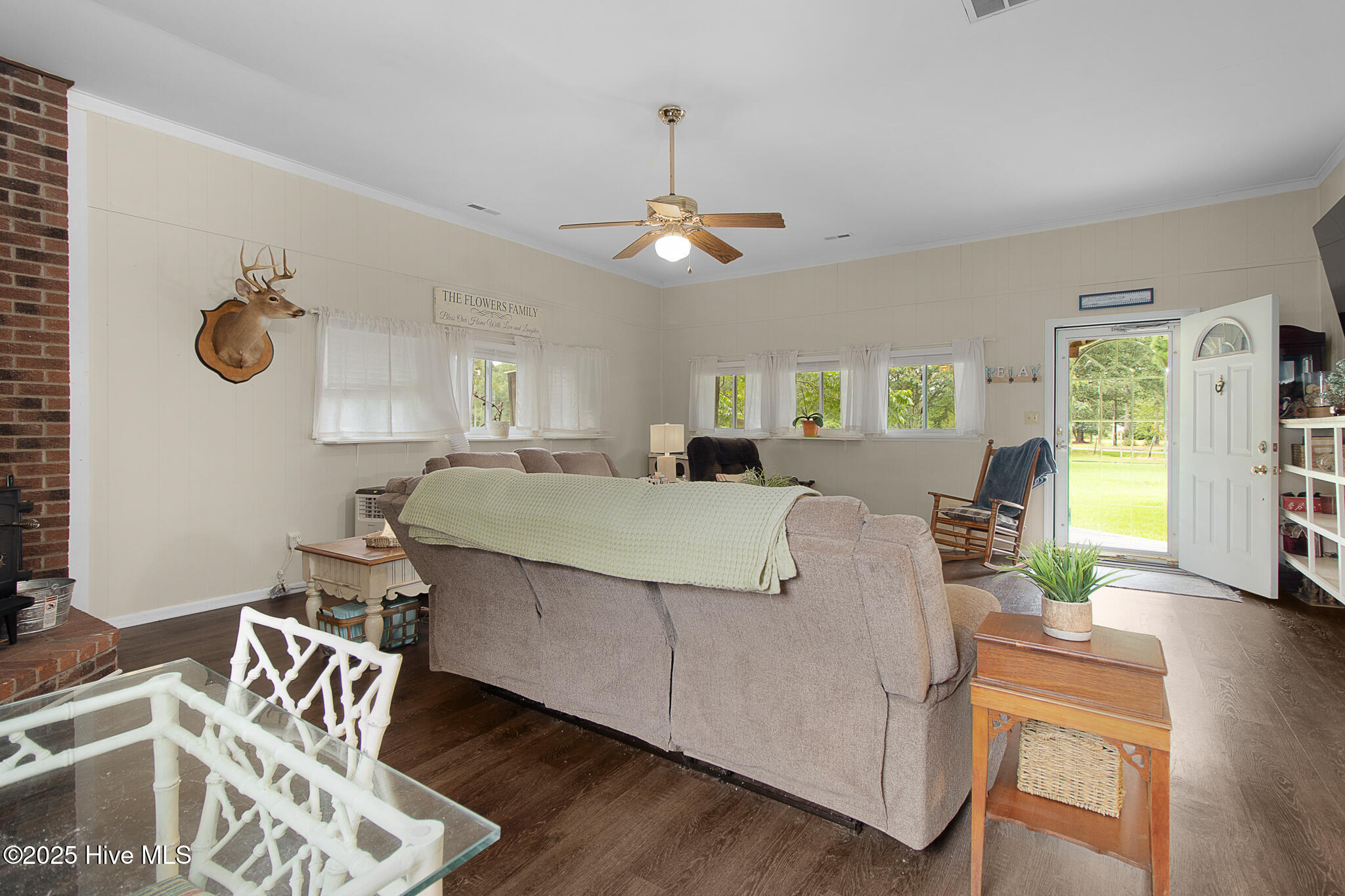 201 Queens Road Hubert, NC 28539 - Photo 24 of 59 with access to covered patio