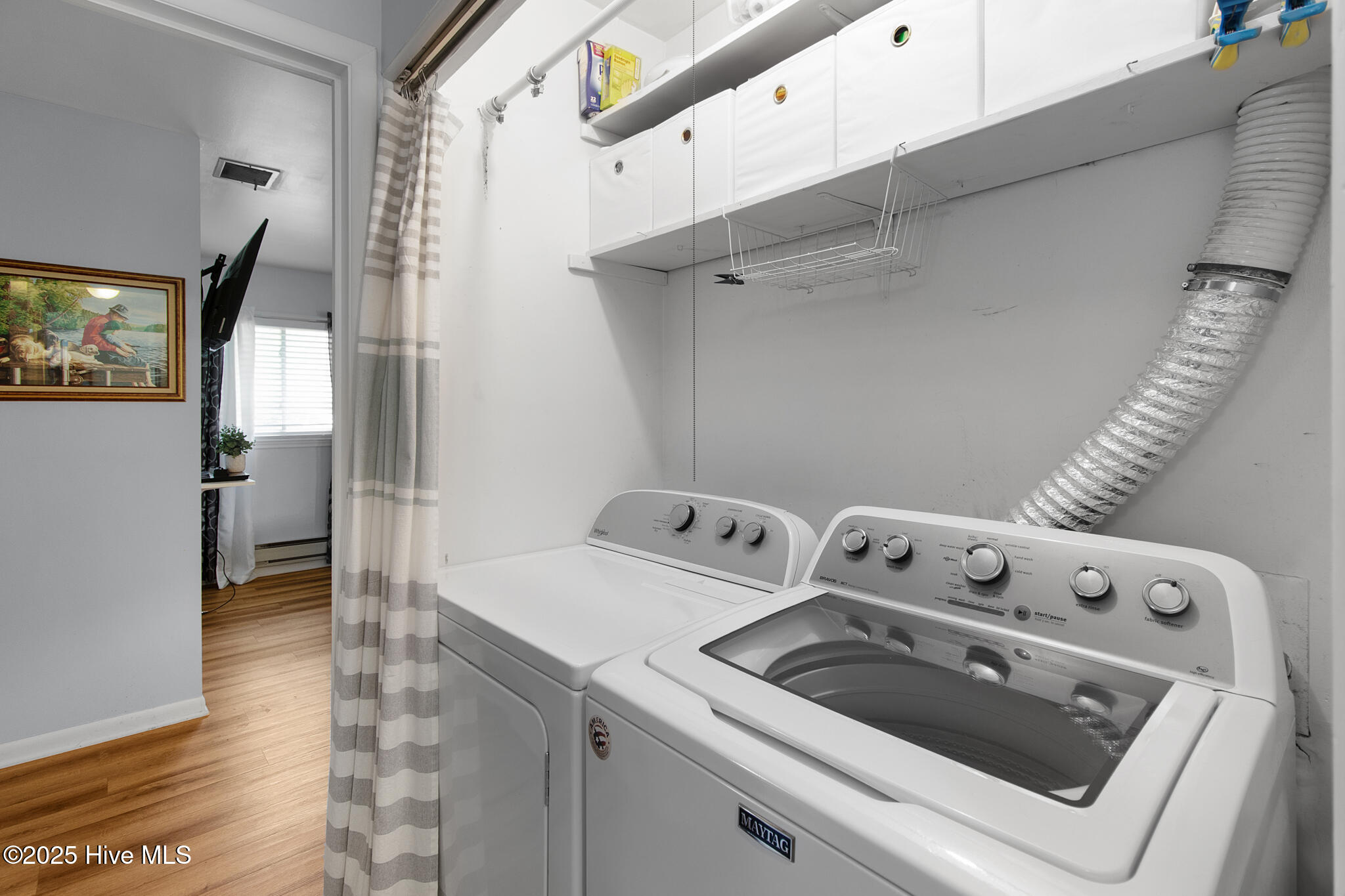 201 Queens Road Hubert, NC 28539 - Photo 31 of 59 Laundry area