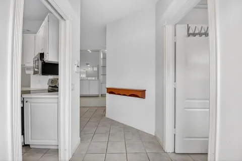 $460,000 | 2774 Livingston Lane, West Palm Beach, FL 33411