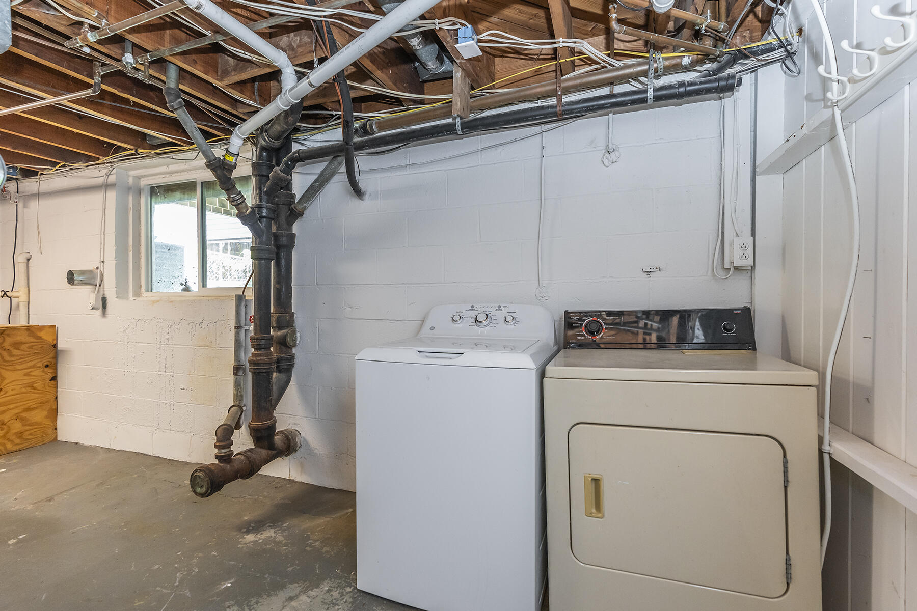 493 Hill N Dale Road Lexington, KY 40503 - Photo 31 of 35 493hillndale31 copy