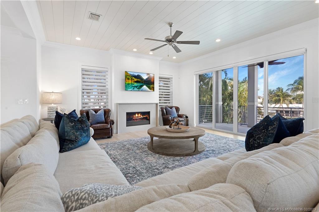 3249 Cove Road Tequesta, FL 33469 - Photo 15 of 64 Gallery Image 15