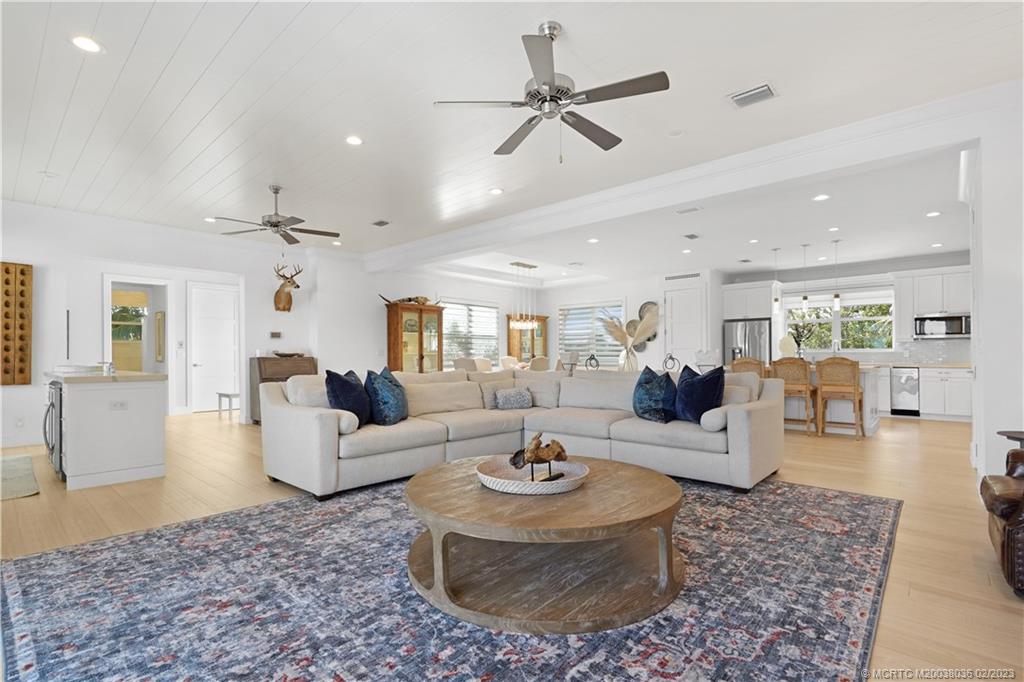3249 Cove Road Tequesta, FL 33469 - Photo 17 of 64 Gallery Image 17