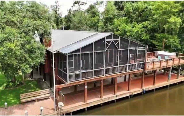 $949,999 | 16704 Meisner Road, Springfield, LA 70462