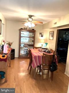 904 Timber Creek Road Lindenwold, NJ 08021 - Photo 4 of 7 Dining room