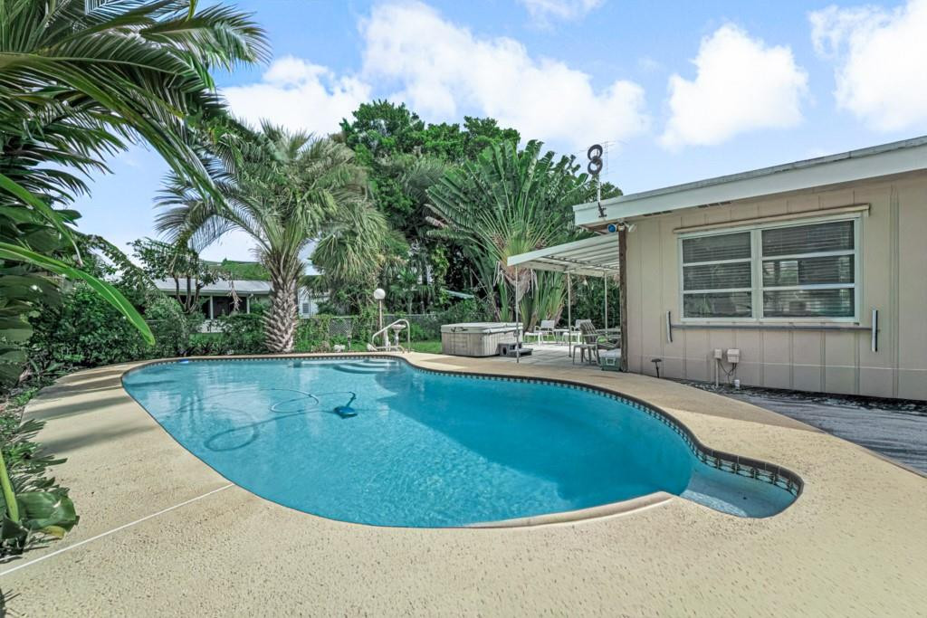 1122 Beach Road Singer Island, FL 33404 - Photo 23 of 34 Photo 23