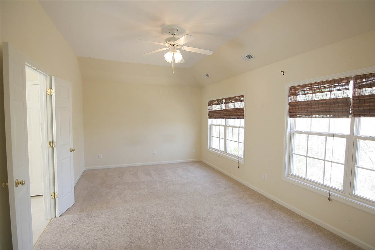 19 Pinestraw Way Durham, NC 27713 - Photo 10 of 25 Photo 10